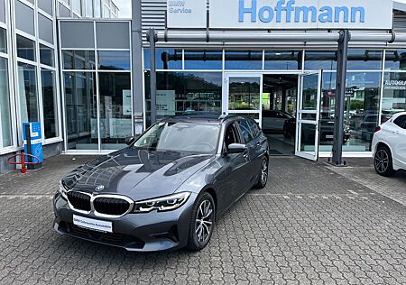 BMW 320iA G21 Tour. Live Cockpit. Prof/Head UP/LED