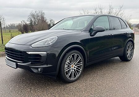 Porsche Cayenne S V8 Diesel 4.2L Pano LED BOSE S/Heft 8fach 21Z.