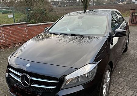 Mercedes-Benz A 180 2Style 2Style