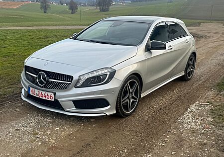 Mercedes-Benz A 200 AMG-Line *Intelligent Light*