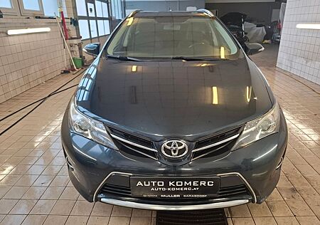 Toyota Auris Touring Sports 1,33-l-Dual-V Edition