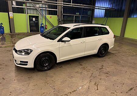 VW Golf Volkswagen 1.6 TDI BMT Comfortline Variant Comfortline