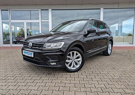 VW Tiguan Volkswagen Sound Navi LED SHZ PDC ACC