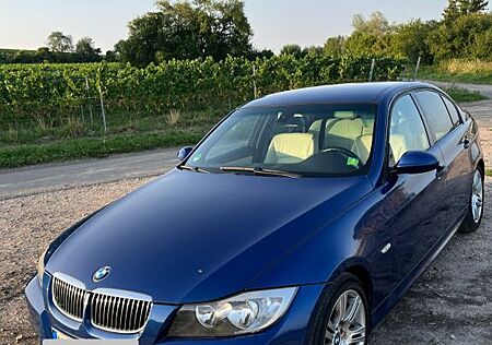 BMW 325i - 390L M Sportpaket, Ledersitze