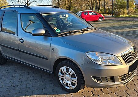 Skoda Roomster 1.2l TSI -Raumwunder mit kleiner Delle