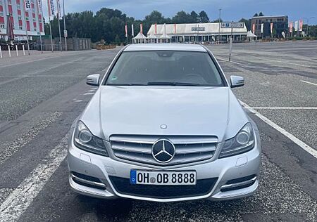 Mercedes-Benz C 220 CDI BlueEFFICIENCY AVANTGARDE AVANTGARDE
