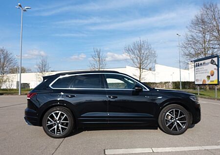 VW Touareg Volkswagen 3,0TDI R-Line 4Motiion Aut Navi Luft AHK