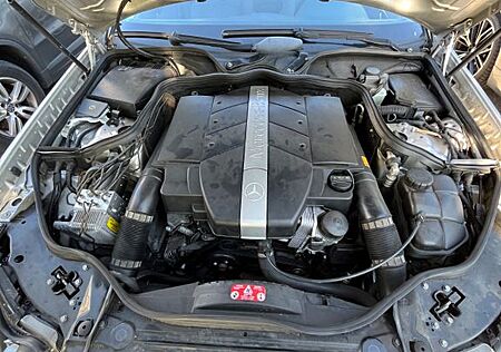 Mercedes-Benz E 240 4MATIC CLASSIC Classic
