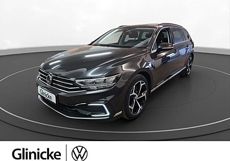 VW Passat Variant Volkswagen GTE AHK LED LM 18" Navi PDC+RFK A