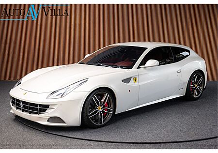 Ferrari FF 6.3 V12 Carbon Camera Lift Passengerdisplay N