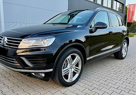 VW Touareg Volkswagen 3.0 V6 TDI Terrain Tech Luft, AHK,Sitzbe