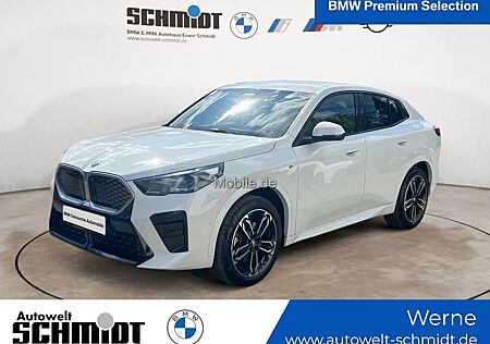 BMW iX2 xDrive30 M Sport NP= 70.900,- Head-Up AHK