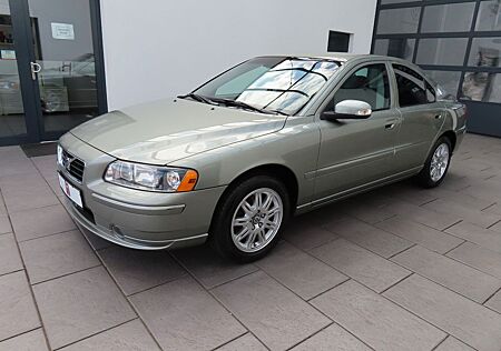 Volvo S60 2.4 Edition 125kW Leder/Klima/SHZG/AHK