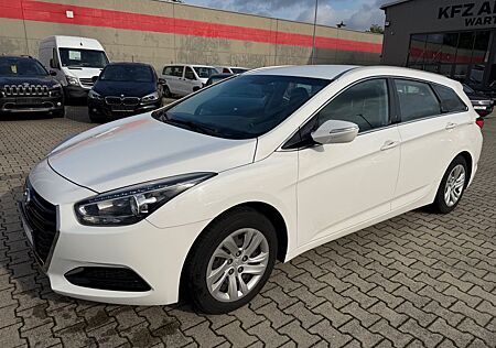 Hyundai i40 gebraucht kaufen Hyundai i40 cw blue Classic