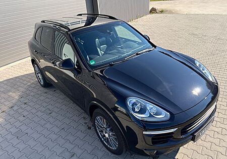 Porsche Cayenne Diesel Platinum Edition, Approved 03.25