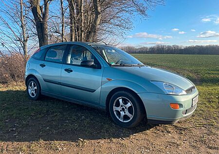 Ford Focus 1.8 Ambiente Ambiente