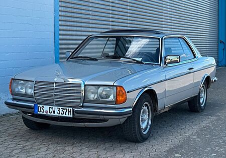 Mercedes-Benz 280 280CE W123 H-Kennzeichen