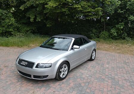 Audi A4 1.8 T Cabriolet -