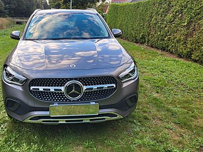 Mercedes-Benz GLA 250 e DCT Progressive