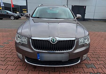 Skoda Superb 2.0 TDI 125kW DSG Elegance Combi Elegance