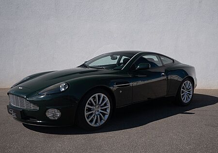 Aston Martin Vanquish V12 in Full British Racing Green