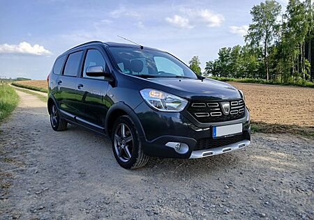 Dacia Lodgy SCe 110 Stepway Benzin LPG AHK RFK SH MAD