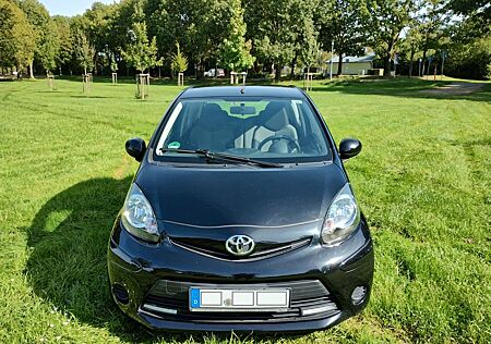 Toyota Aygo (X) Aygo (X) 1,0-l-VVT-i Cool Cool