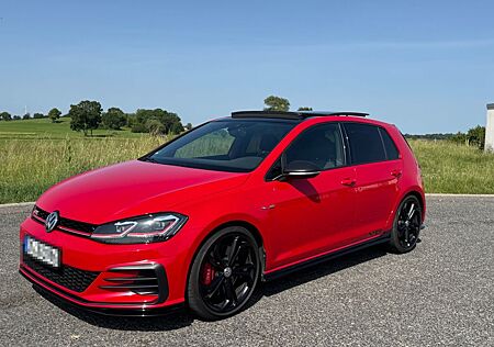 VW Golf Volkswagen 2.0 TSI 213kW OPF DSG GTI TCR GTI TCR