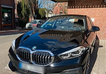 BMW 118i Advantage