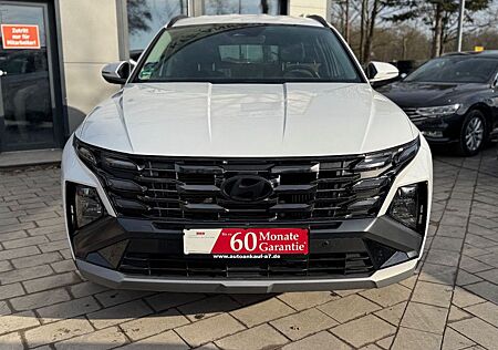 Hyundai Tucson Select *STERNENHIMMEL/NAVI/KAMERA*