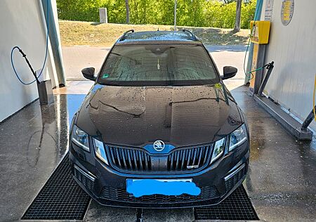 Skoda Octavia 2.0 TSI RS Combi RS *1. Hand*