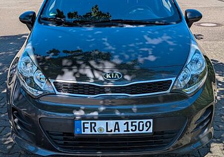 Kia Rio 1.2 Edition 7 Klima, Sitzh., Bremsen neu!