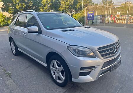 Mercedes-Benz ML 250 BlueTEC 4MATIC -AMG.Line