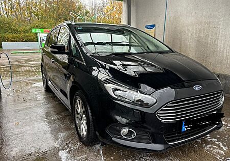 Ford S-Max 2,0TDCi 132kW Trend PowerShift Trend