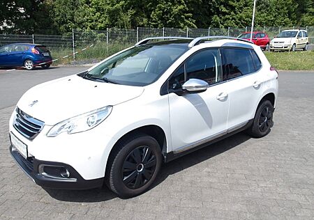 Peugeot 2008 Allure Navi Teilleder,PDC Panorama