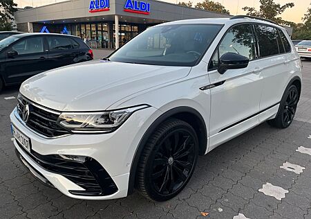 VW Tiguan Volkswagen 2.0 TDI SCR DSG 4MOTION Garantie R-Line