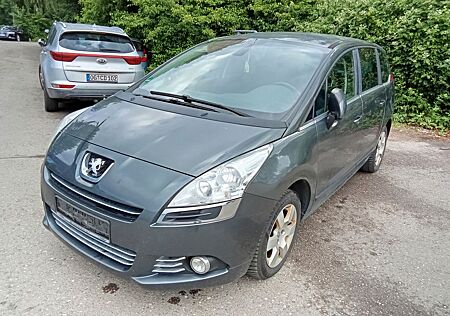 Peugeot 5008 Active
