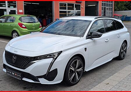 Peugeot 308 SW GT PureTech130 EAT8 *1.HAND*