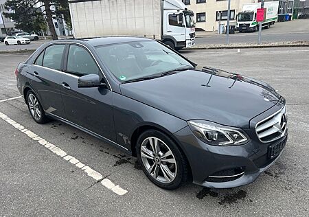 Mercedes-Benz E 200 BlueTEC AVANTGARDE 204ps.Service Mercedes