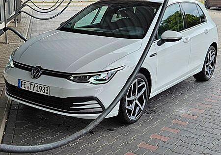 VW Golf Volkswagen 1.5 TSI OPF 96kW Style Style