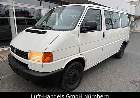 VW T4 Caravelle Volkswagen 2.5 TDI 65kW 9 Sitzer