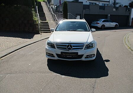 Mercedes-Benz C 200 C200 T CGI BlueEfficiency AVANTGARDE TOPZUSTAND