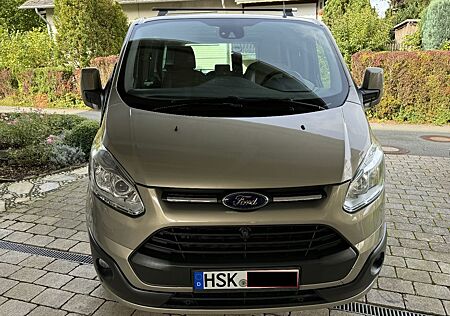 Ford Tourneo Custom Titanium 300 L1H1 2.2l TDCi