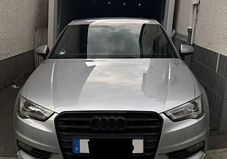 Audi A3 1.4 TFSI cod ultra S line S line