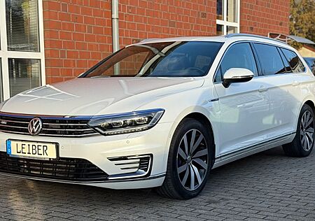 VW Passat Variant Volkswagen GTE Volle Ausstattung/wenig KM