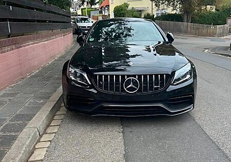 Mercedes-Benz C 63 AMG Mercedes-AMG C 63 Autom. Mercedes-AMG