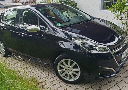 Peugeot 208 1.2 Allure PureTech 110 STOP & START Allure