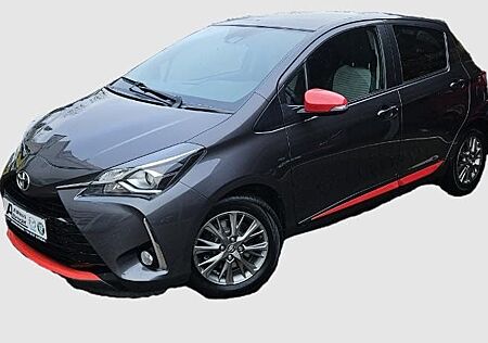 Toyota Yaris 1.5i VVT-i Launch Edition Navi,Shzg,Kamera
