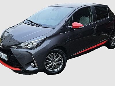 Toyota Yaris 1.5i VVT-i Launch Edition Navi,Shzg,Kamera