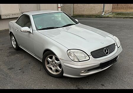 Mercedes-Benz SLK 200 Kompressor, TÜV 08/2027, Klima, Tempomat